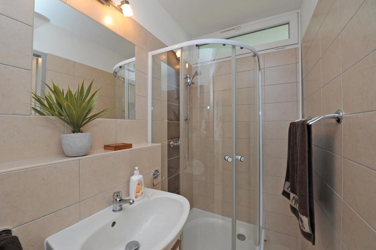 Bella Donna Apartment Balatonfured Exterior photo