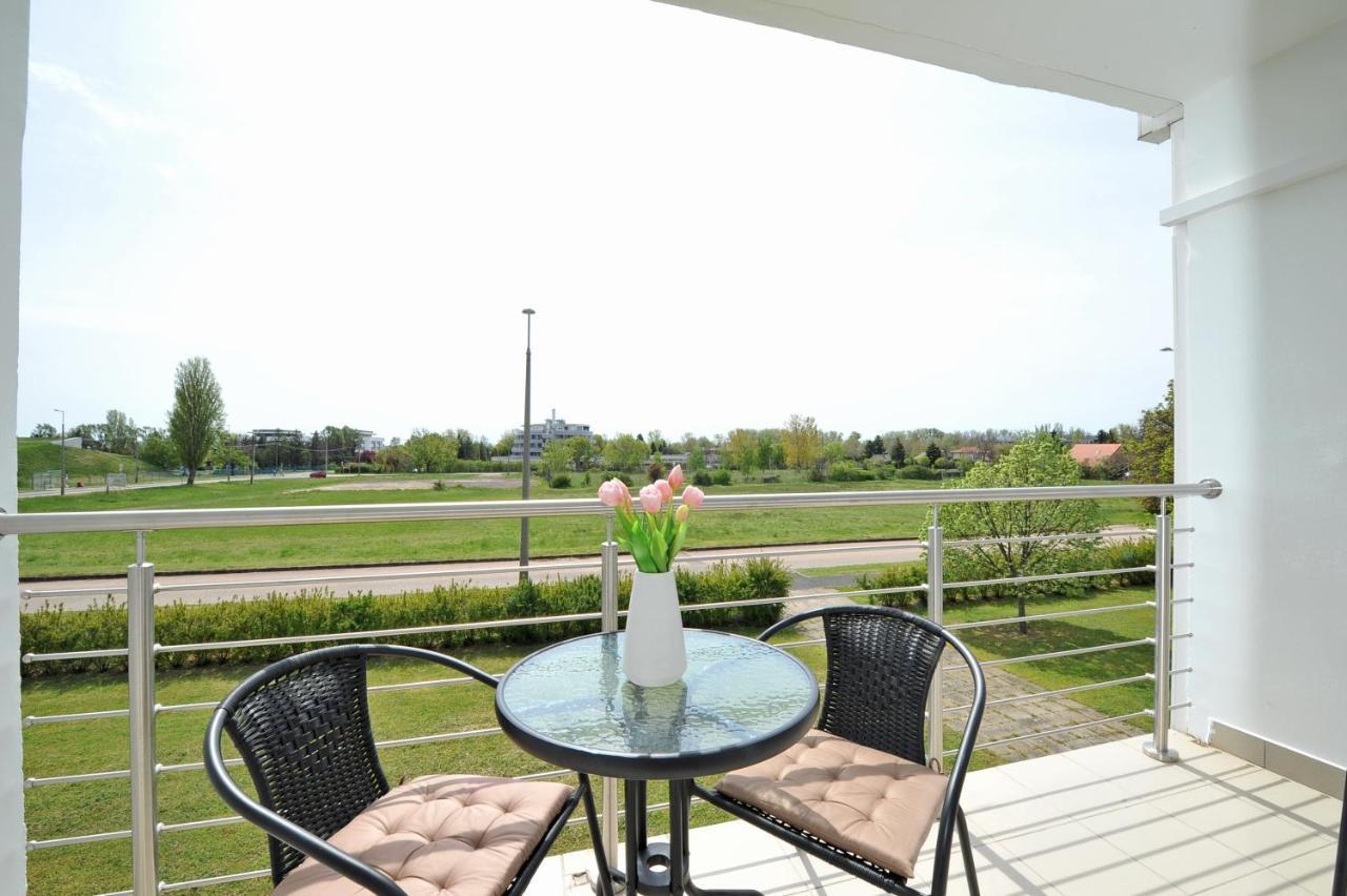 Bella Donna Apartment Balatonfured Exterior photo
